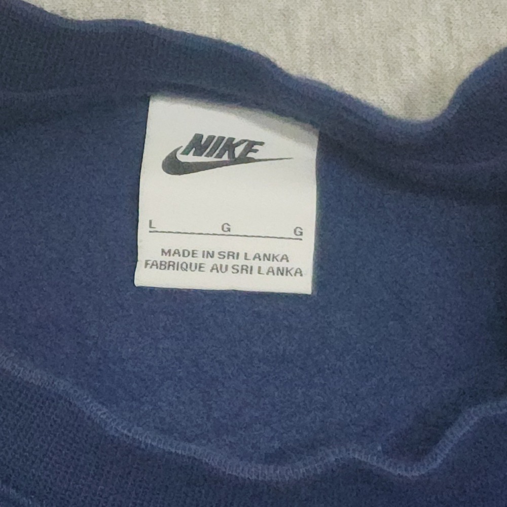 Nike Sweatshirt Mens L Navy Blue Club Fleece Crewneck Pullover Swoosh Athletic - Picture 4 of 7